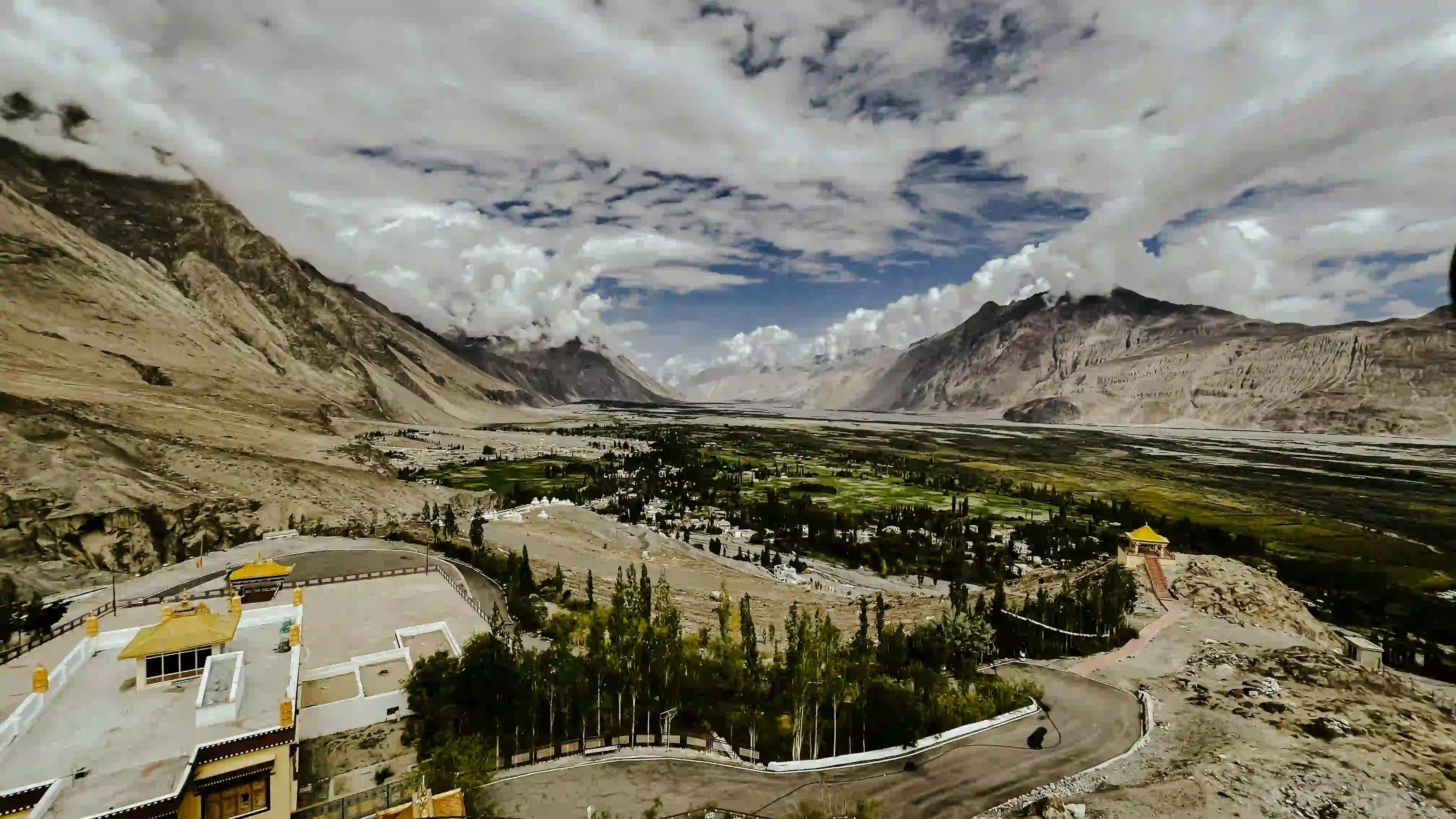 Ladakh mountain landscapes